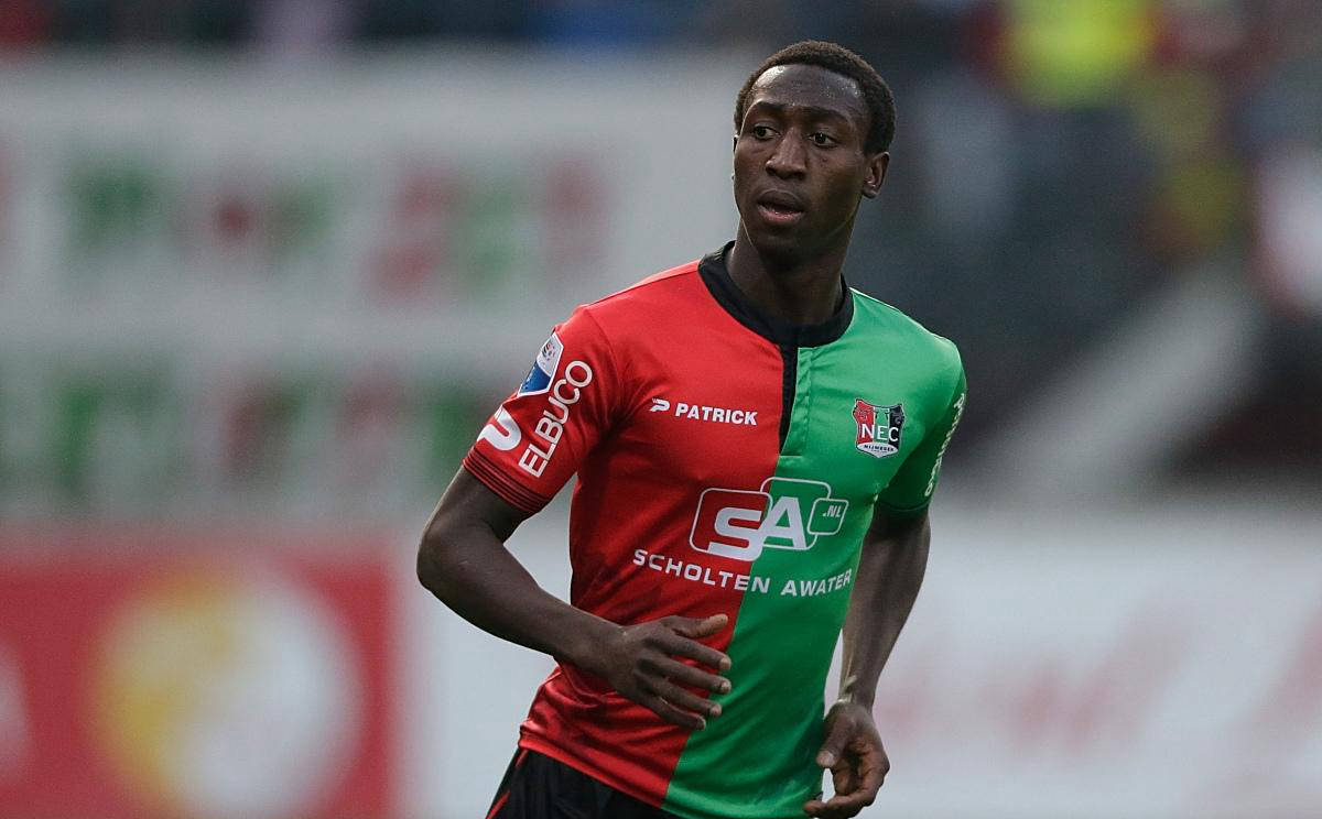 但在关键球 但在关键球