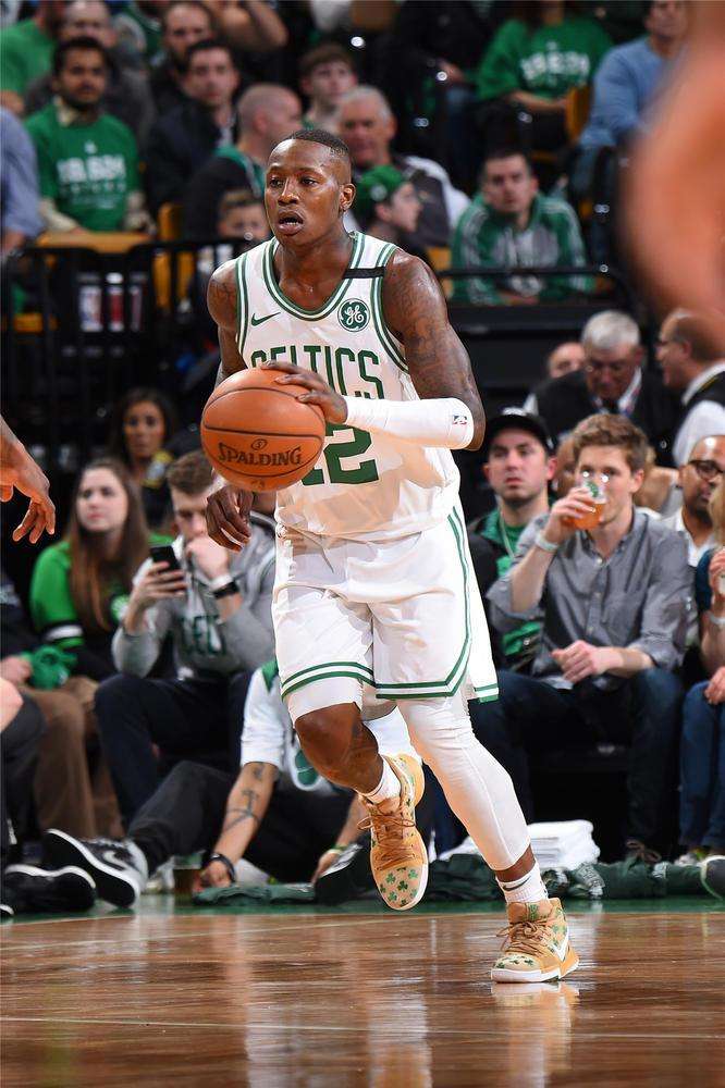 女网选手郑 女网选手郑