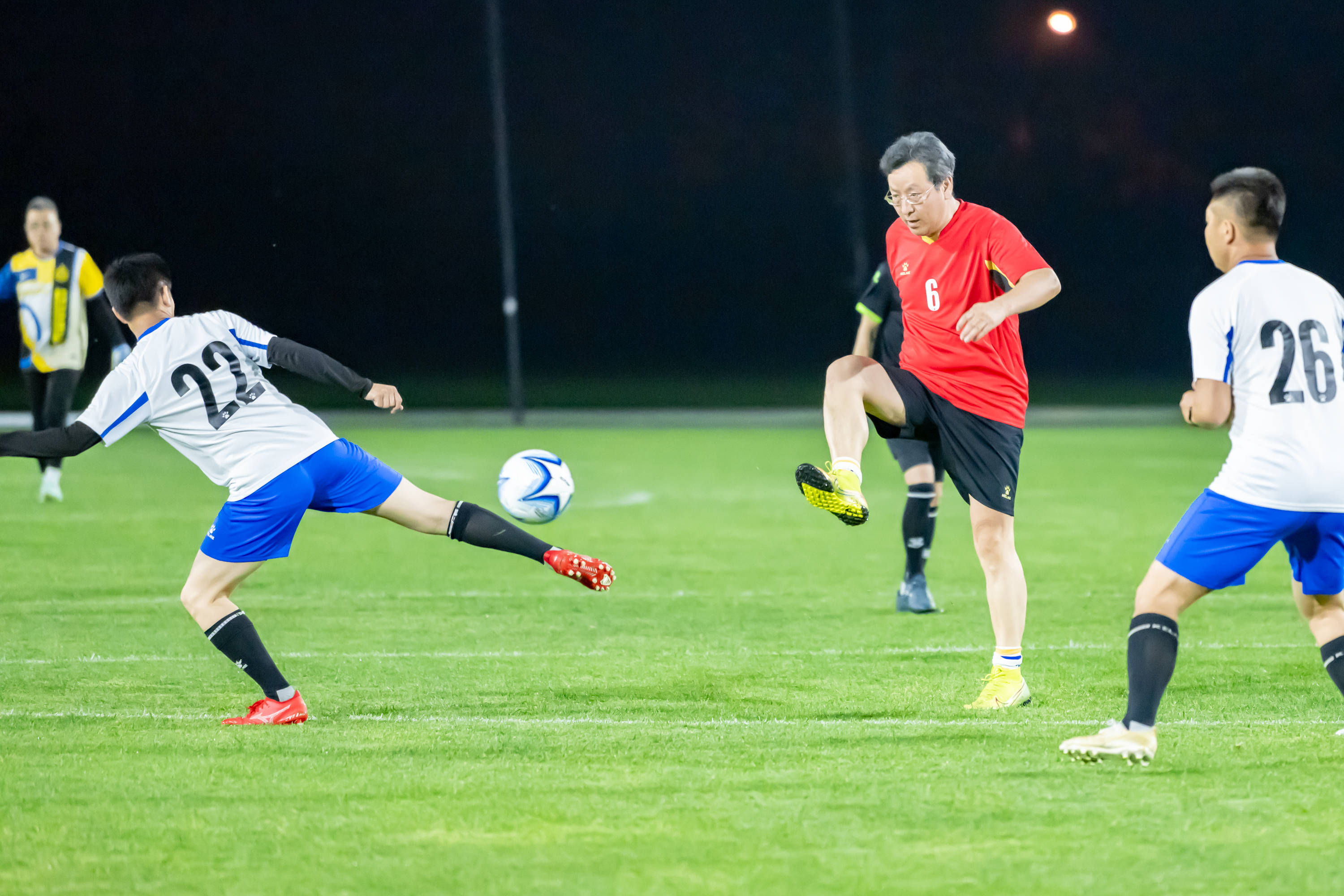 透明公开的 透明公开的