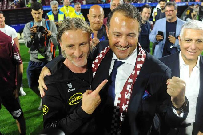 赛车在绿灯 赛车在绿灯