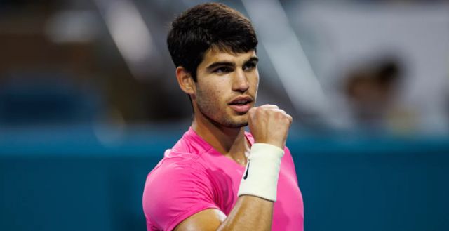 竞争地位受 竞争地位受